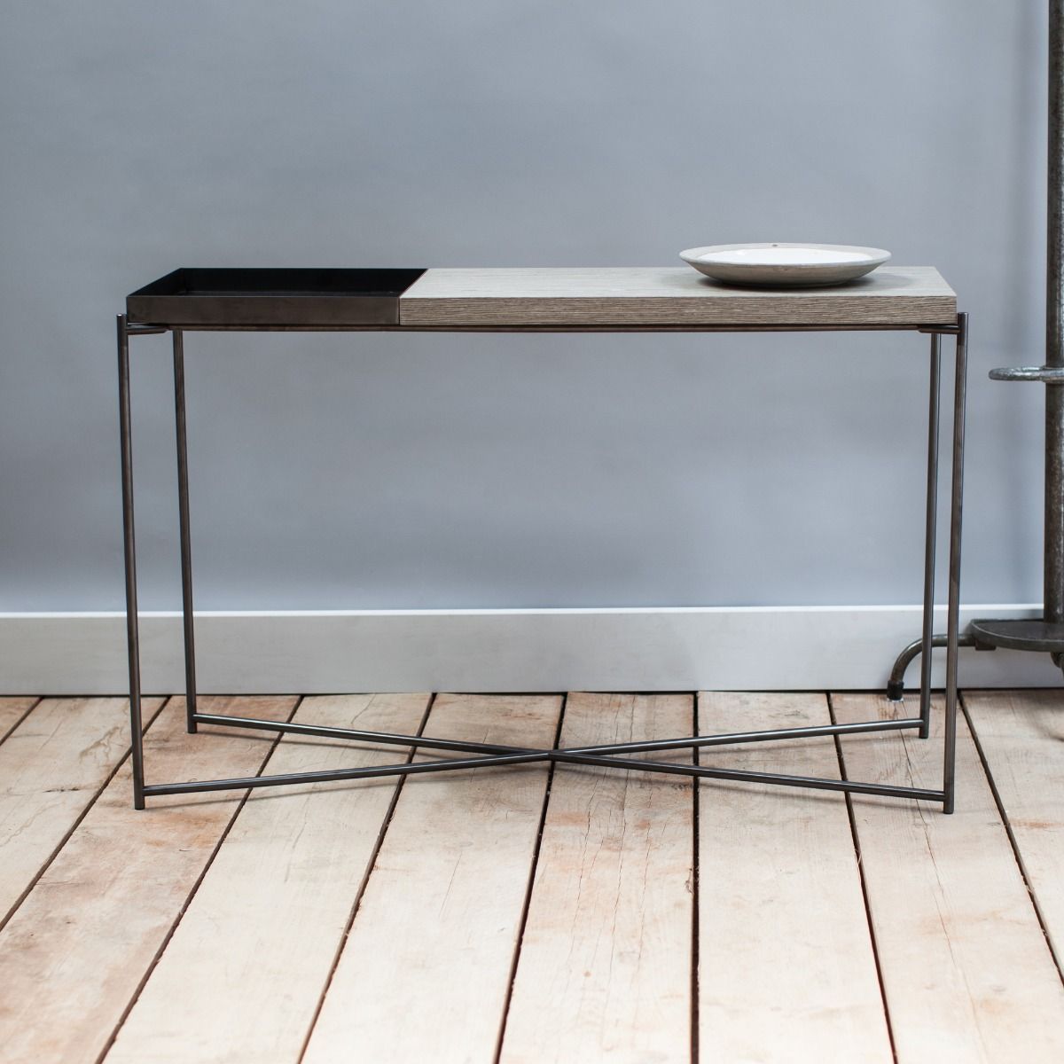 Large Console Table With Weathered Oak Top And Small Metal Large Console Table With Weathered Oak Top And Small Metal Tray